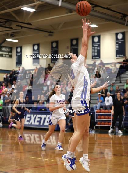 Thumbnail 2 in Londonderry vs Windham (NHIAA Division I Semi-Final Round) photogallery.