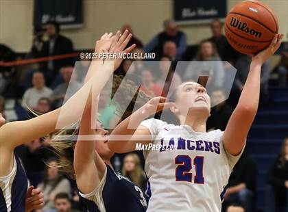Thumbnail 3 in Londonderry vs Windham (NHIAA Division I Semi-Final Round) photogallery.