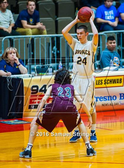 Thumbnail 2 in Fresno Christian vs. Kern Valley (CIF CS D5 Final) photogallery.