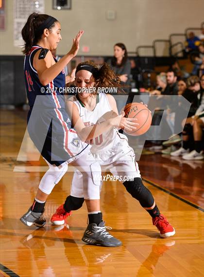 Thumbnail 1 in The Woodlands vs Memorial (McDonald's Texas Invitational) photogallery.