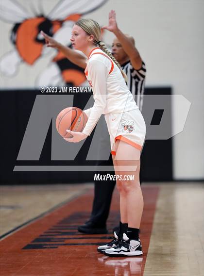 Thumbnail 2 in Horn @ Rockwall photogallery.