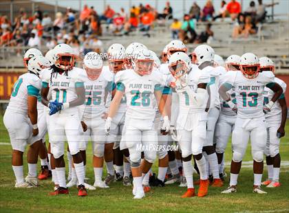 Thumbnail 2 in Plant City Raiders vs. Lake Gibson Braves (Kickoff Classic) photogallery.