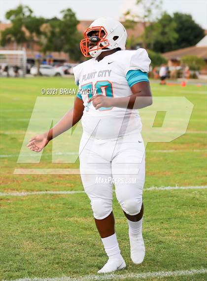 Thumbnail 3 in Plant City Raiders vs. Lake Gibson Braves (Kickoff Classic) photogallery.