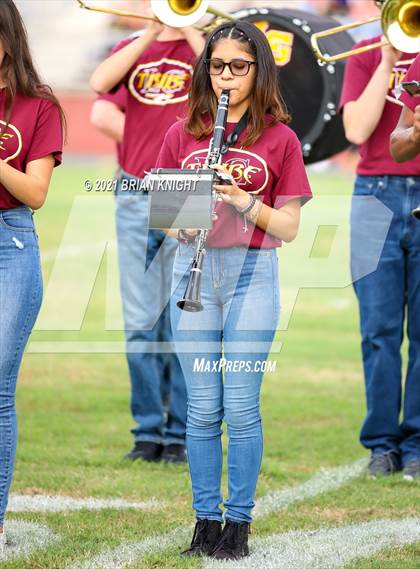 Thumbnail 3 in Plant City Raiders vs. Lake Gibson Braves (Kickoff Classic) photogallery.