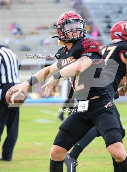 Thumbnail 2 in Plant City Raiders vs. Lake Gibson Braves (Kickoff Classic) photogallery.