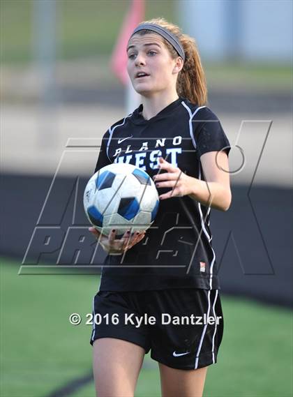 Thumbnail 2 in Liberty vs Plano West (National Elite Prep Showcase) photogallery.