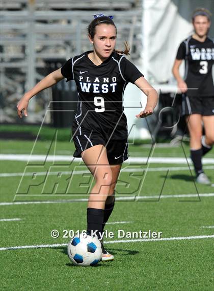 Thumbnail 2 in Liberty vs Plano West (National Elite Prep Showcase) photogallery.