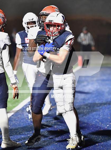 Thumbnail 1 in Wake Prep Academy vs Bartlett Yancey (NCHSAA 3A 1st Round) photogallery.