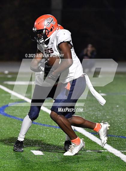 Thumbnail 3 in Wake Prep Academy vs Bartlett Yancey (NCHSAA 3A 1st Round) photogallery.