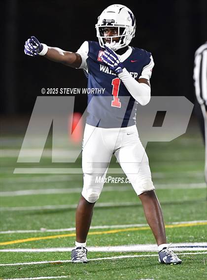 Thumbnail 1 in Wake Prep Academy vs Bartlett Yancey (NCHSAA 3A 1st Round) photogallery.