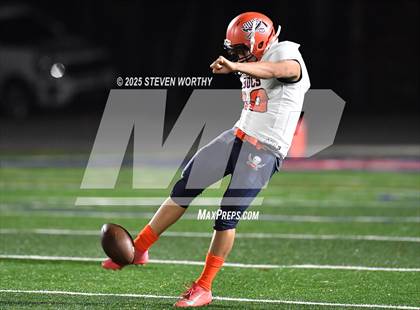 Thumbnail 1 in Wake Prep Academy vs Bartlett Yancey (NCHSAA 3A 1st Round) photogallery.