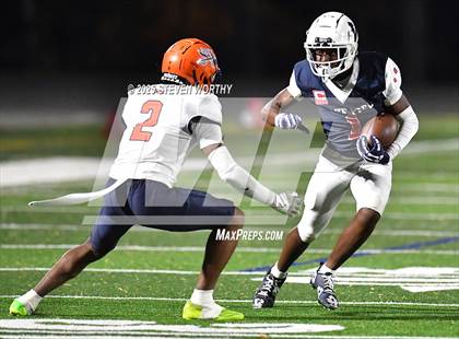 Thumbnail 2 in Wake Prep Academy vs Bartlett Yancey (NCHSAA 3A 1st Round) photogallery.
