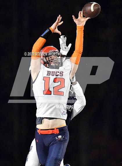 Thumbnail 3 in Wake Prep Academy vs Bartlett Yancey (NCHSAA 3A 1st Round) photogallery.