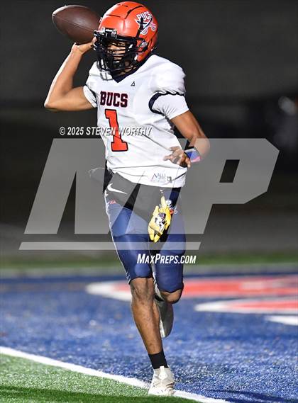 Thumbnail 2 in Wake Prep Academy vs Bartlett Yancey (NCHSAA 3A 1st Round) photogallery.