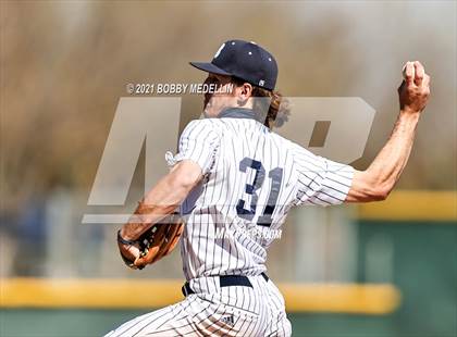 Thumbnail 3 in Central @ Bullard photogallery.