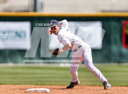 Thumbnail 1 in Central @ Bullard photogallery.