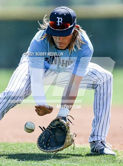 Thumbnail 2 in Central @ Bullard photogallery.