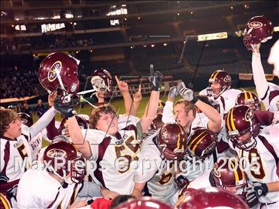 Thumbnail 1 in Las Lomas vs Irvington (Class 3A Section Final) photogallery.