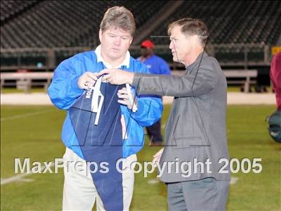 Thumbnail 2 in Las Lomas vs Irvington (Class 3A Section Final) photogallery.