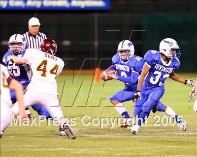 Thumbnail 1 in Las Lomas vs Irvington (Class 3A Section Final) photogallery.