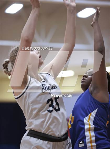 Thumbnail 2 in Kelly Catholic @ Second Baptist photogallery.