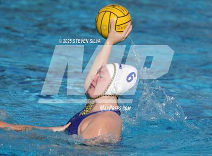 Thumbnail 2 in Grossmont vs. Patrick Henry (San Diego Open) photogallery.