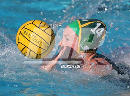 Thumbnail 2 in Grossmont vs. Patrick Henry (San Diego Open) photogallery.
