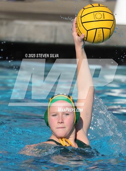Thumbnail 2 in Grossmont vs. Patrick Henry (San Diego Open) photogallery.