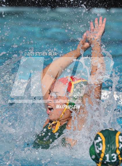 Thumbnail 2 in Grossmont vs. Patrick Henry (San Diego Open) photogallery.