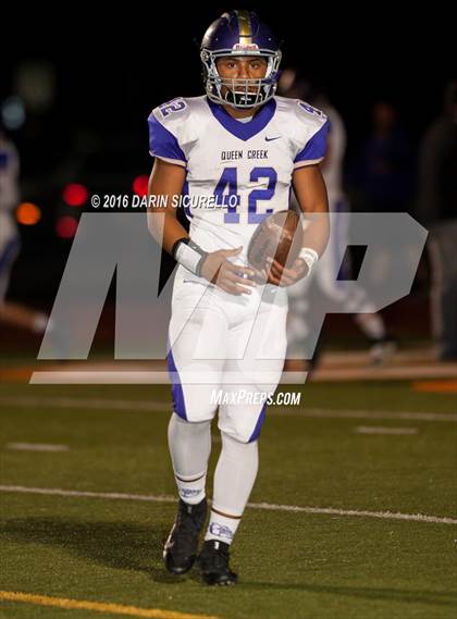 Thumbnail 2 in Queen Creek vs. Williams Field (AIA Divsion 5A Semifinal) photogallery.