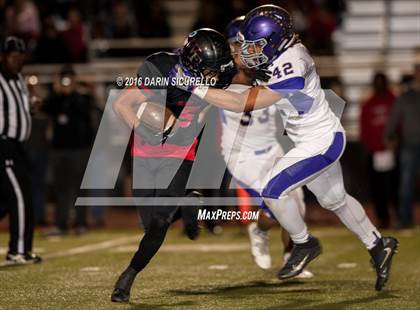 Thumbnail 1 in Queen Creek vs. Williams Field (AIA Divsion 5A Semifinal) photogallery.