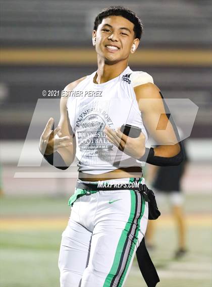 Thumbnail 3 in Edison vs. St. Mary's photogallery.