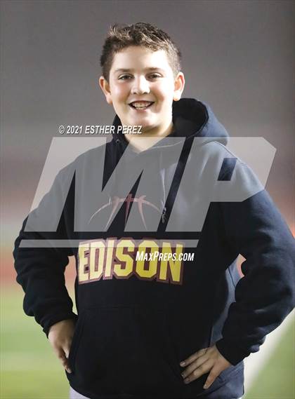 Thumbnail 3 in Edison vs. St. Mary's photogallery.