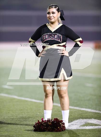 Thumbnail 2 in Edison vs. St. Mary's photogallery.