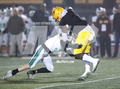 Thumbnail 1 in Edison vs. St. Mary's photogallery.