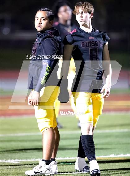 Thumbnail 3 in Edison vs. St. Mary's photogallery.
