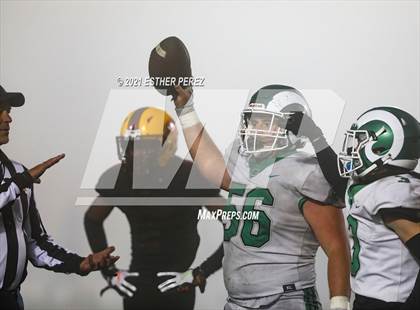 Thumbnail 1 in Edison vs. St. Mary's photogallery.