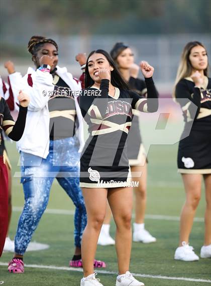 Thumbnail 2 in Edison vs. St. Mary's photogallery.