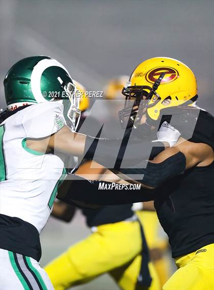 Thumbnail 1 in Edison vs. St. Mary's photogallery.