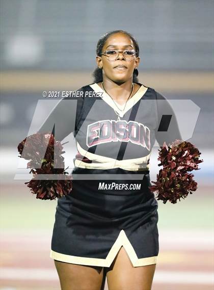 Thumbnail 3 in Edison vs. St. Mary's photogallery.