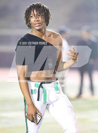 Thumbnail 2 in Edison vs. St. Mary's photogallery.