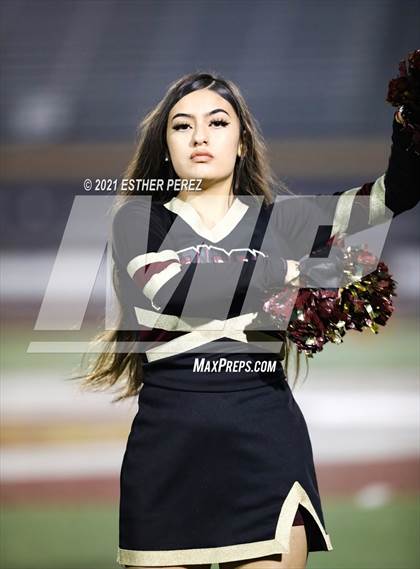 Thumbnail 2 in Edison vs. St. Mary's photogallery.