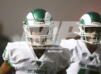 Thumbnail 2 in Edison vs. St. Mary's photogallery.