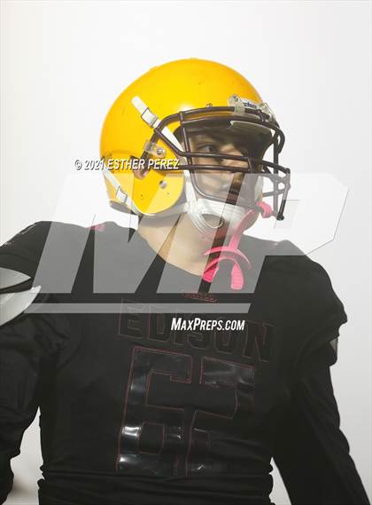 Thumbnail 3 in Edison vs. St. Mary's photogallery.