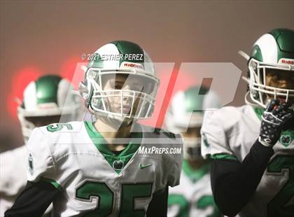 Thumbnail 3 in Edison vs. St. Mary's photogallery.