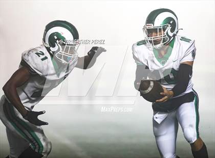 Thumbnail 2 in Edison vs. St. Mary's photogallery.