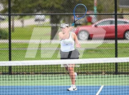 Thumbnail 2 in Mississinewa at Yorktown photogallery.