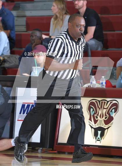 Thumbnail 3 in Bellevue vs. Pinnacle (Rancho Mirage Holiday Invitational) photogallery.