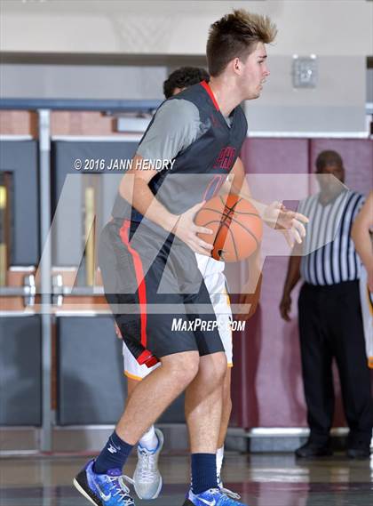 Thumbnail 2 in Bellevue vs. Pinnacle (Rancho Mirage Holiday Invitational) photogallery.