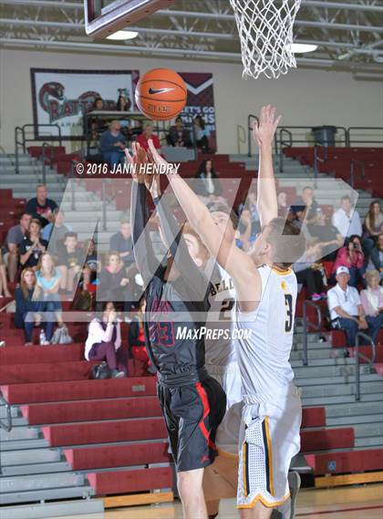 Thumbnail 1 in Bellevue vs. Pinnacle (Rancho Mirage Holiday Invitational) photogallery.